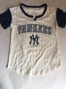 yankees pinstripe t shirt