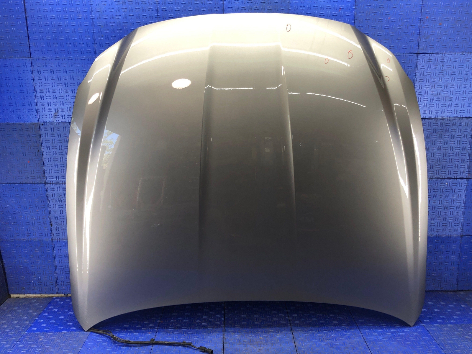 2014-2017 MASERATI QUATTROPORTE FRONT HOOD GRIGIO MARATEA METALLESCENT (GMM) OEM