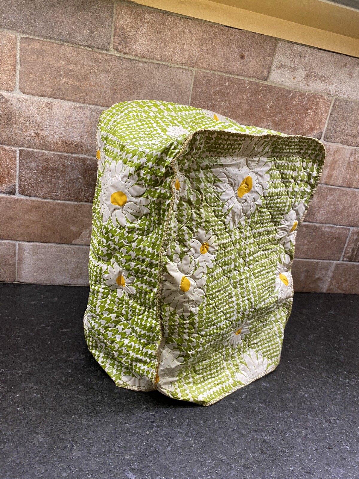 Vtg 70's Kitchen Appliance Cover Blender Avocado Green & Daisies Quilted Vinyl