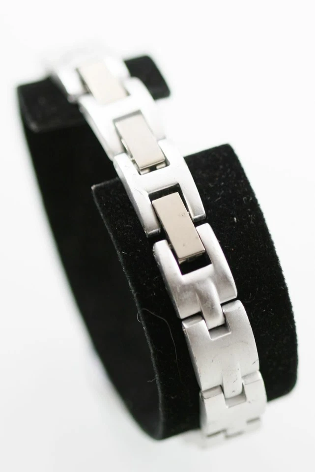 Rumours Donna Orologio Acciaio Inox Argento Alluminio Batteria Acqua Resist Rosa - Immagine 2 di 3