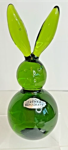 VTG  Blenko Handmade Glass 711B Rabbit Paperweight Green Nickerson Design 1971
