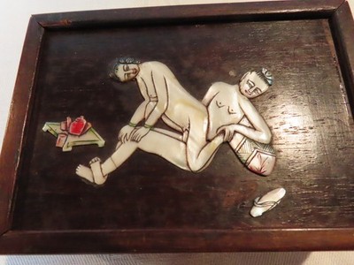 Vintage Chinese Shunga erotic wooden trinket box w/ mother of pearl inlay