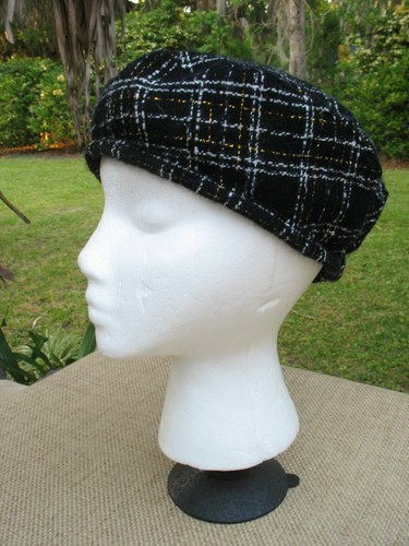Liz Claiborne Villager Beret Hat 