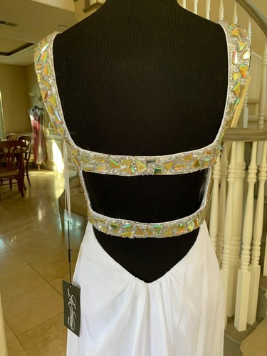 $418 NWT WHITE LA FEMME PROM/PAGEANT/FORMAL/WEDDING DRESS/GOWN #18487 SIZE 2 - Picture 5 of 6