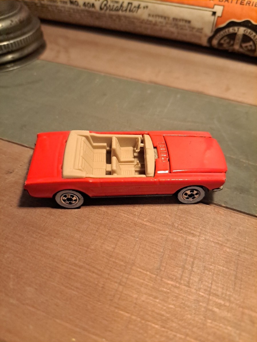 1983 Hot Wheels 1965 Custom Pink Mustang Convertible Die-Cast. No