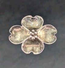 Sterling Silver Dogwood Flower Pin Vintage Signed Stuart Nye 2g