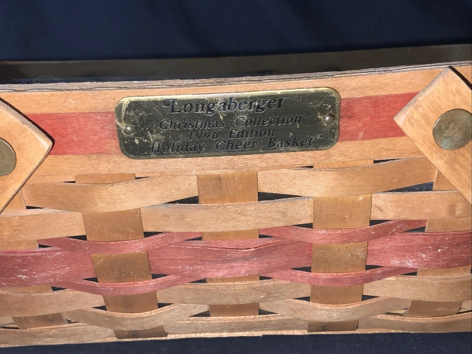 Vintage Longaberger Christmas Collection 1996 Holiday Cheer Basket and protector - Image 2 of 4