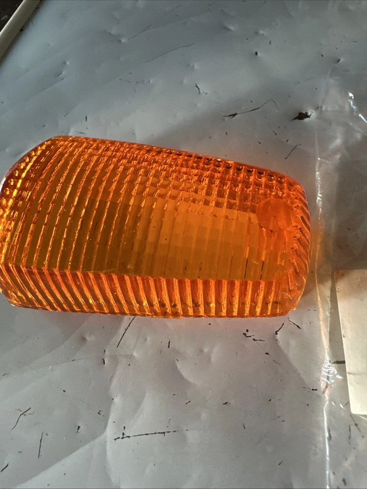 Lente de luz de señal de giro indicadora Yamaha FJ1200 FZR600 RD350 TDM850 51L-83332-01 Foto 2 de 4