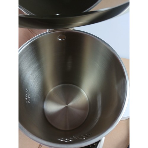 USED COOKTRON 1.7L Wht Electric Kettle,Quiet Boil,Cool Touch,Auto Shut-Off,1500W - Picture 4 of 6