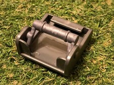 SECURING CLIP for the WATER & WASTE BUCKET on a BISSELL PROheat 2X CARPET WASHER