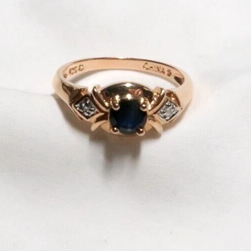 VINTAGE STERLING SILVER DARK BLUE CZ BAND RING ~ SIZE 7.75