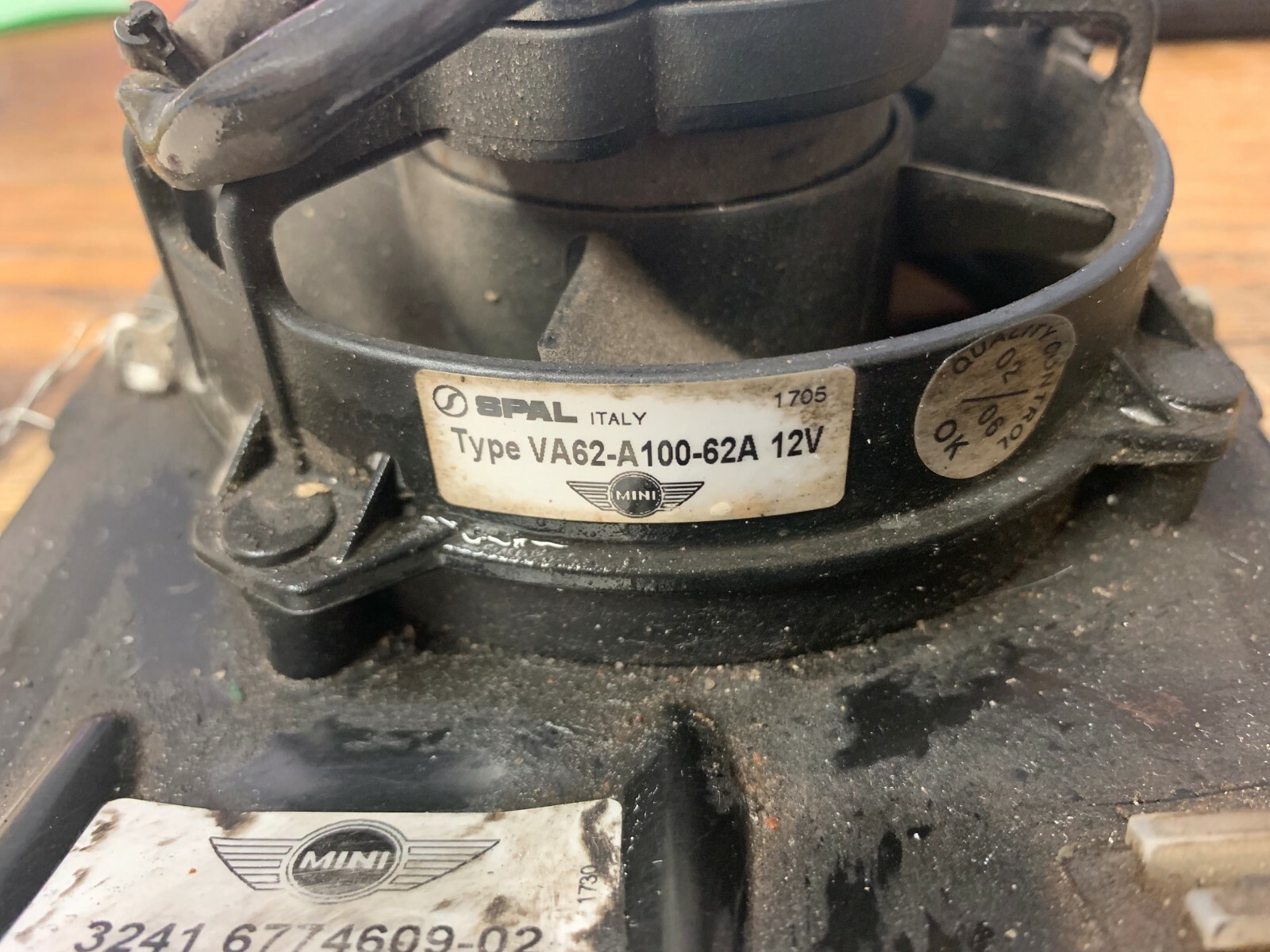 20022008 MINI COOPER POWER STEERING PUMP COOLING FAN R52 R53 OEM VA62