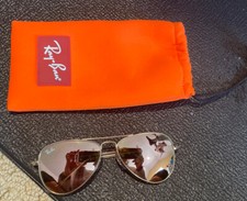 Occhiali da sole Ray-Ban bambini collezione Junior RJ rosa con specchio argento con custodia