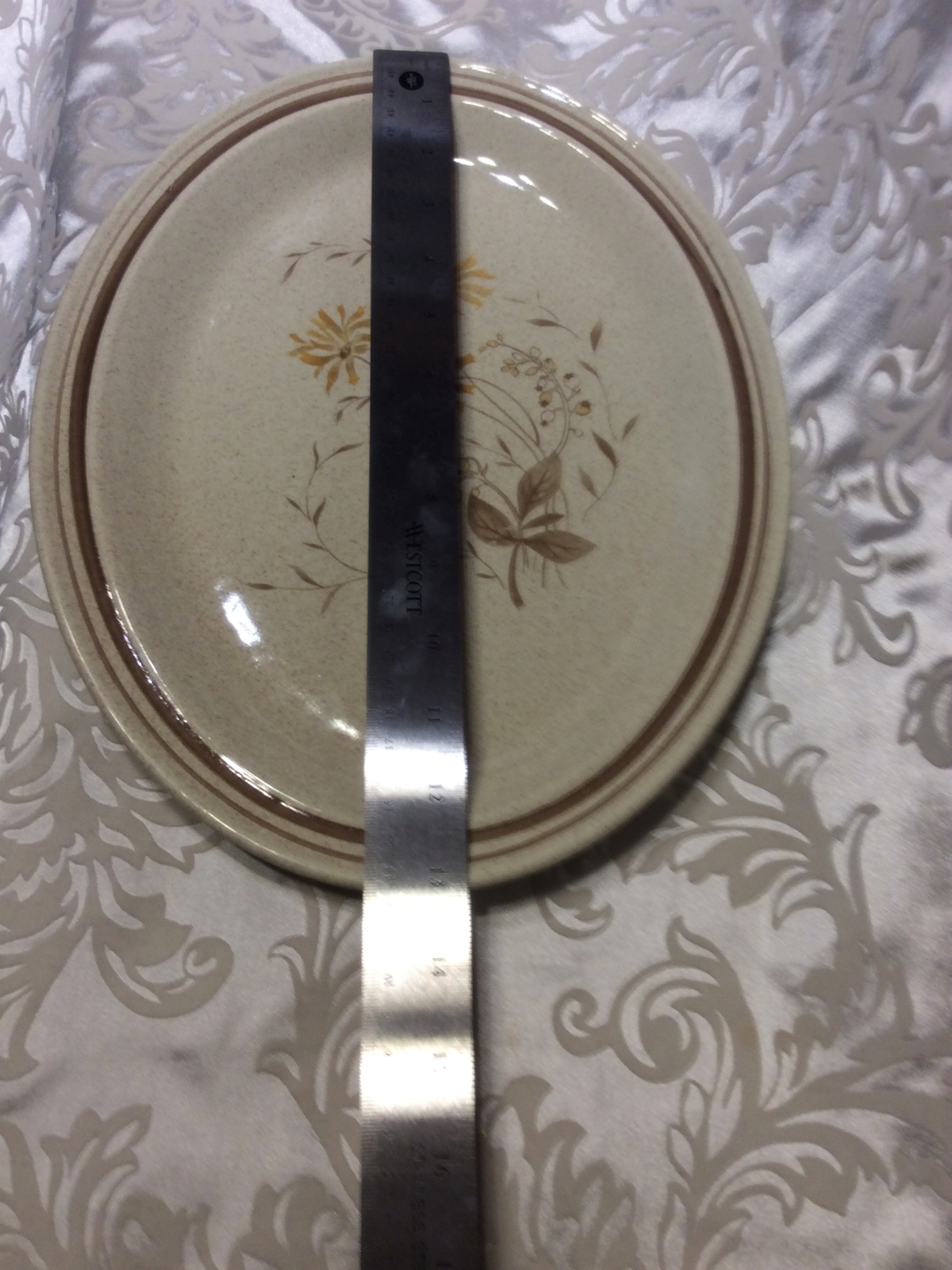 Royal Doulton Sandsprite Platter 1977 Lambeth Stoneware LS 1013 133/8