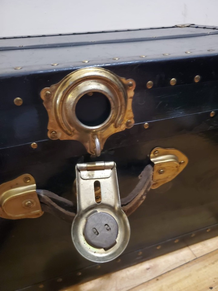 Antique Steamer Trunk Wood Metal Travel Herald Luggage 31"×17"×13