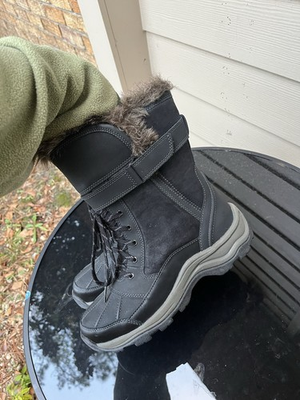 #ad Clarks Boots Women#x27;s Size 8 Faux Fur Black Suede Winter $35.00