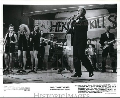 1991 Press Photo The starring cast in a scene from ''The Commitments.''