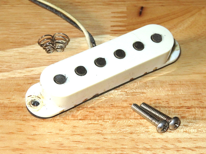 G&L 1996 USA Seymour Duncan White SSL 2 Single Coil Bridge Pickup