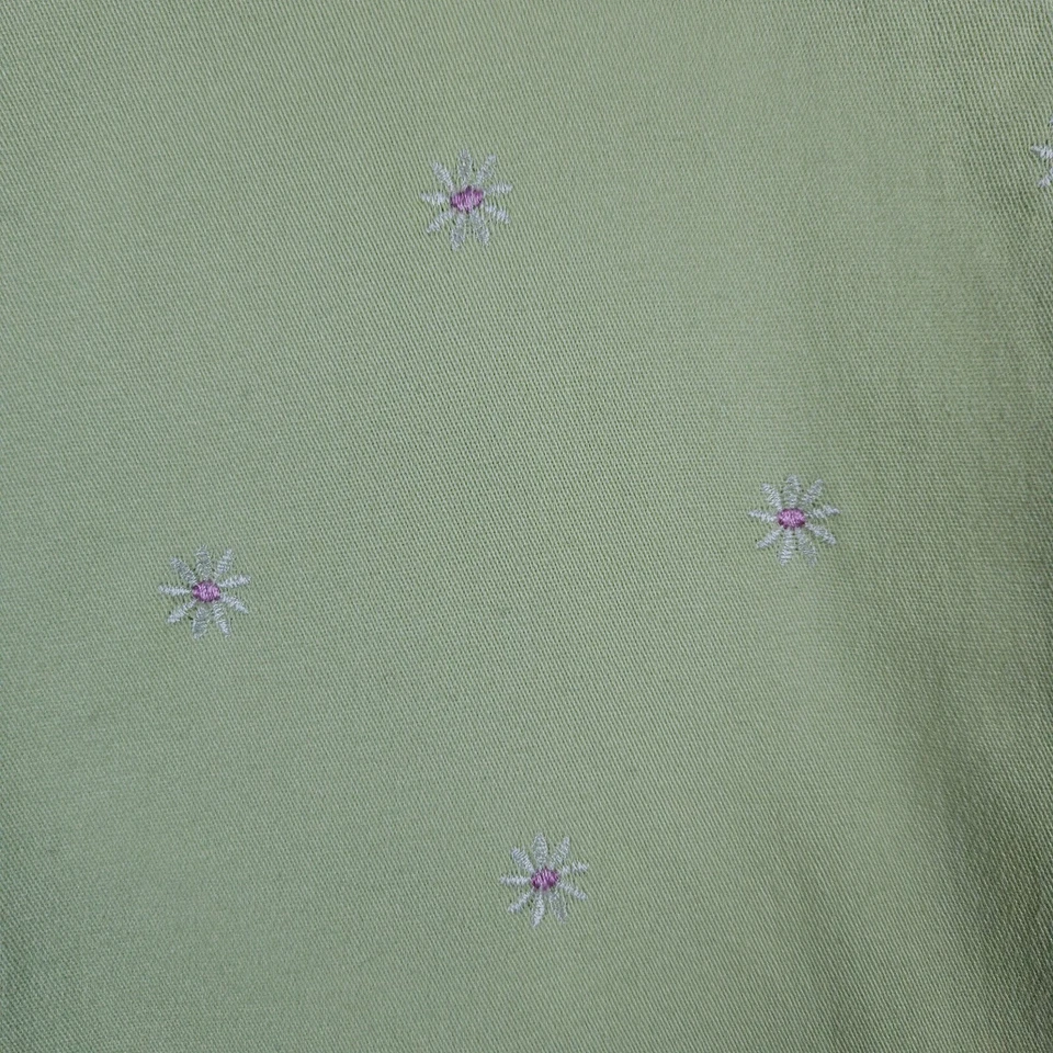 Pantalones Capri Briggs New York Talla 6P Verde Bordado Flores BOTÓN INTERIOR SUELTO Foto 3 de 4