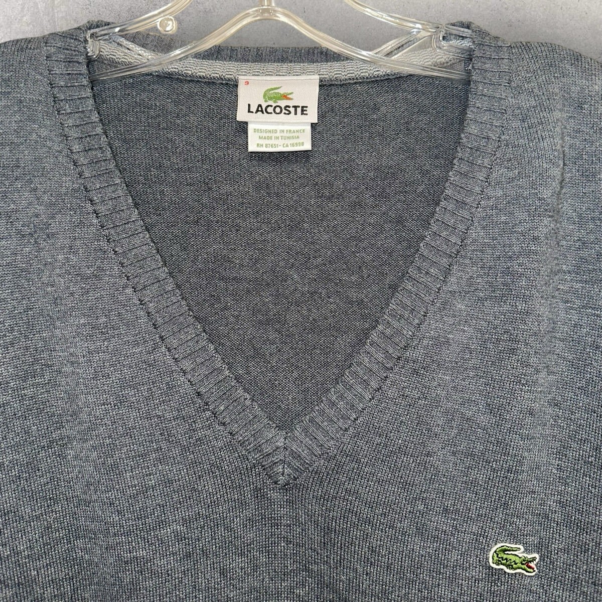 Lacoste V Neck Sweater Gray Men's Size 2XL 26”x31”)