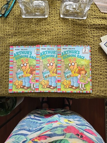 Mixed lot 10 Arthur Picture & Beginner Books Marc Brown 4 duplicates, classroom? - Picture 10 of 10