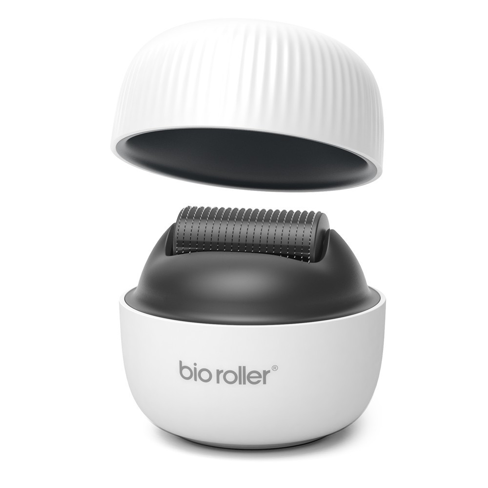 Derm Roller - Microneedling, fine lines, wrinkles, collagen stimulation