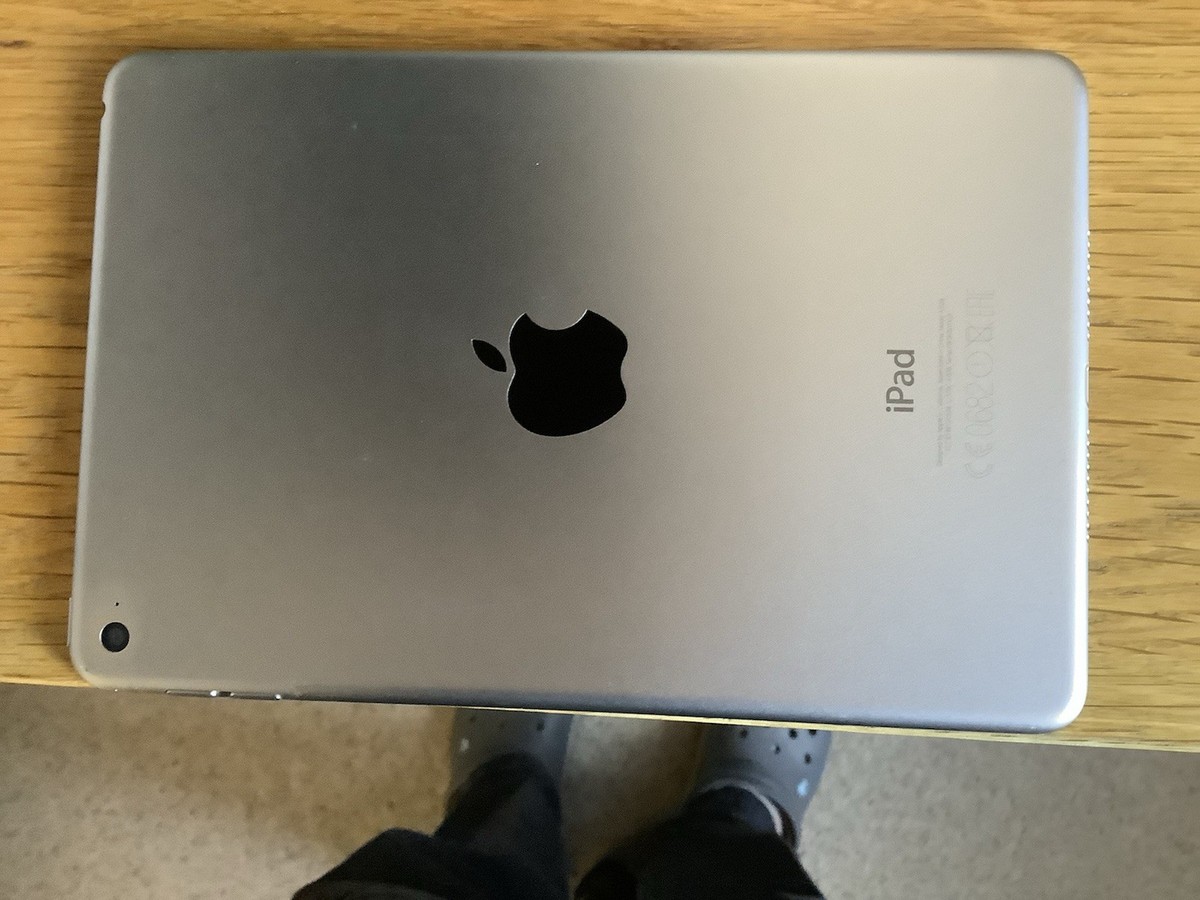 iPad Mini 4 (7.9インチ) 32GB WiFi +セルラーモデル iPad Mini iPad Mini 4 (7.9インチ) 32GB WiFi +セルラーモデル iPad Mini