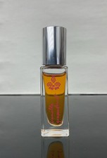 Lavanila Laboratories Vanilla Grapefruit Fragrance Mini Rollerball 5 ml.