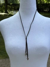 New Uno de 50 RETIRED Silver Arrow  Long Leather Tassel Statemnet Necklace