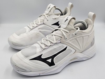 Mizuno Wave Momentum 2 Volleyball Shoes Women's 10 White Court Athletic Sneakers