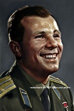 Yuri Gagarin First Man in Space PHOTO Cosmonaut Earth Orbit Outer Space Flight .