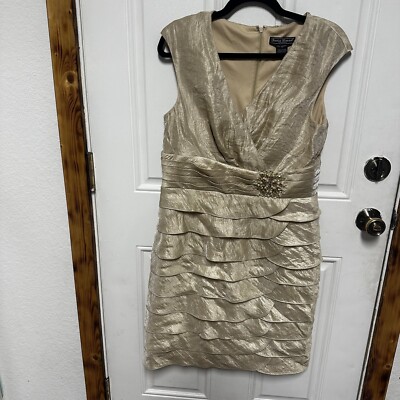 green emerald velvet dress Nadine Merabi Nina Gold Dress L main image 1