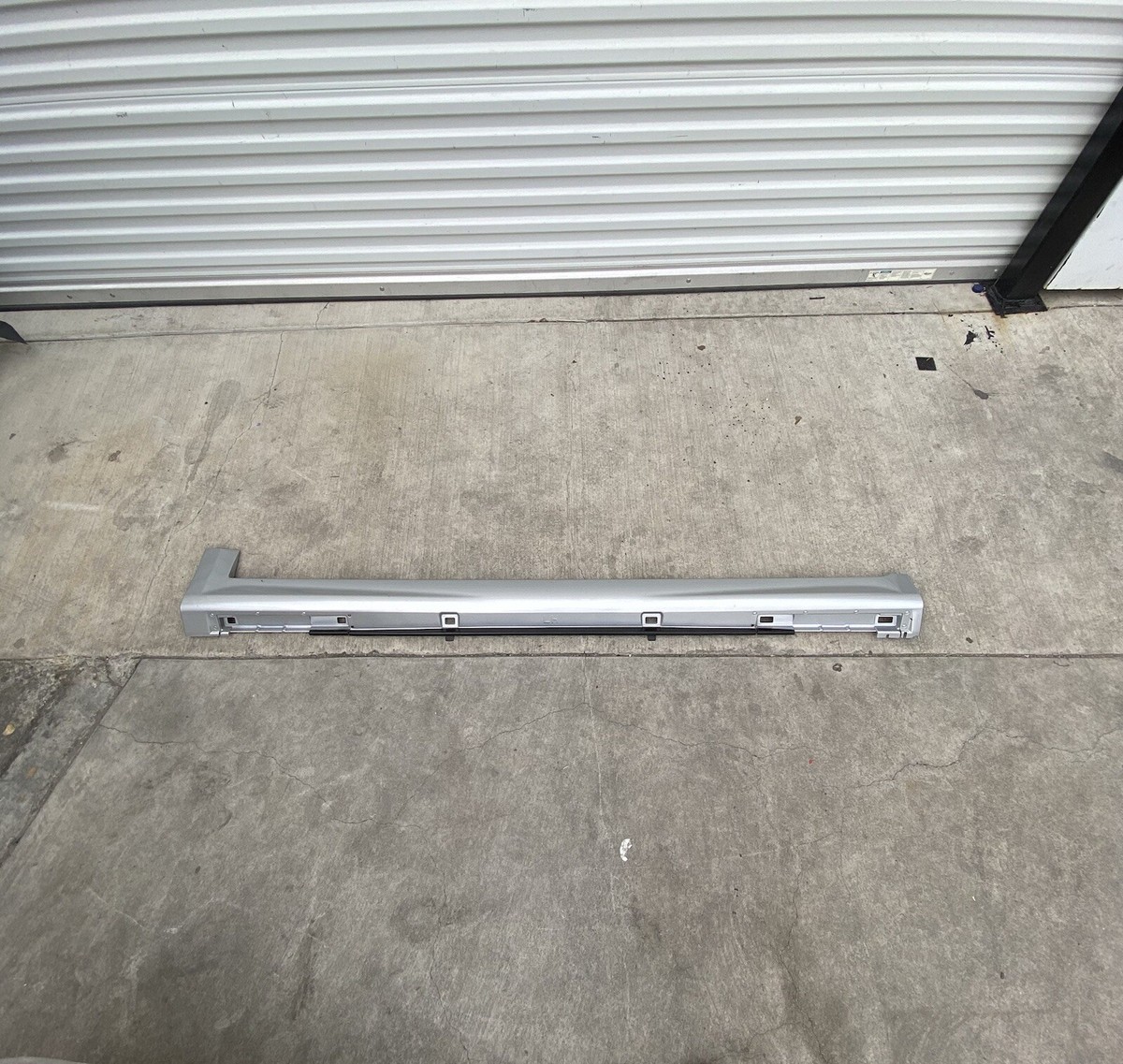 2006 2007 SUBARU WRX WAGON LEFT SIDE SKIRT ROCKER PANEL MOLDING