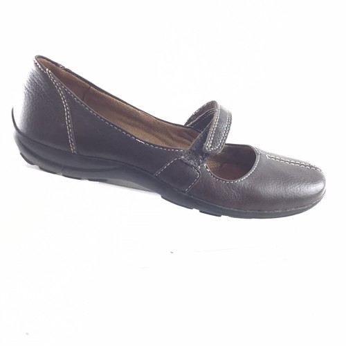 naturalizer work shoes