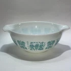 Vintage Pyrex Amish Butterprint 443 Cinderella Mixing Bowl 2-1/2 Qt Turquoise