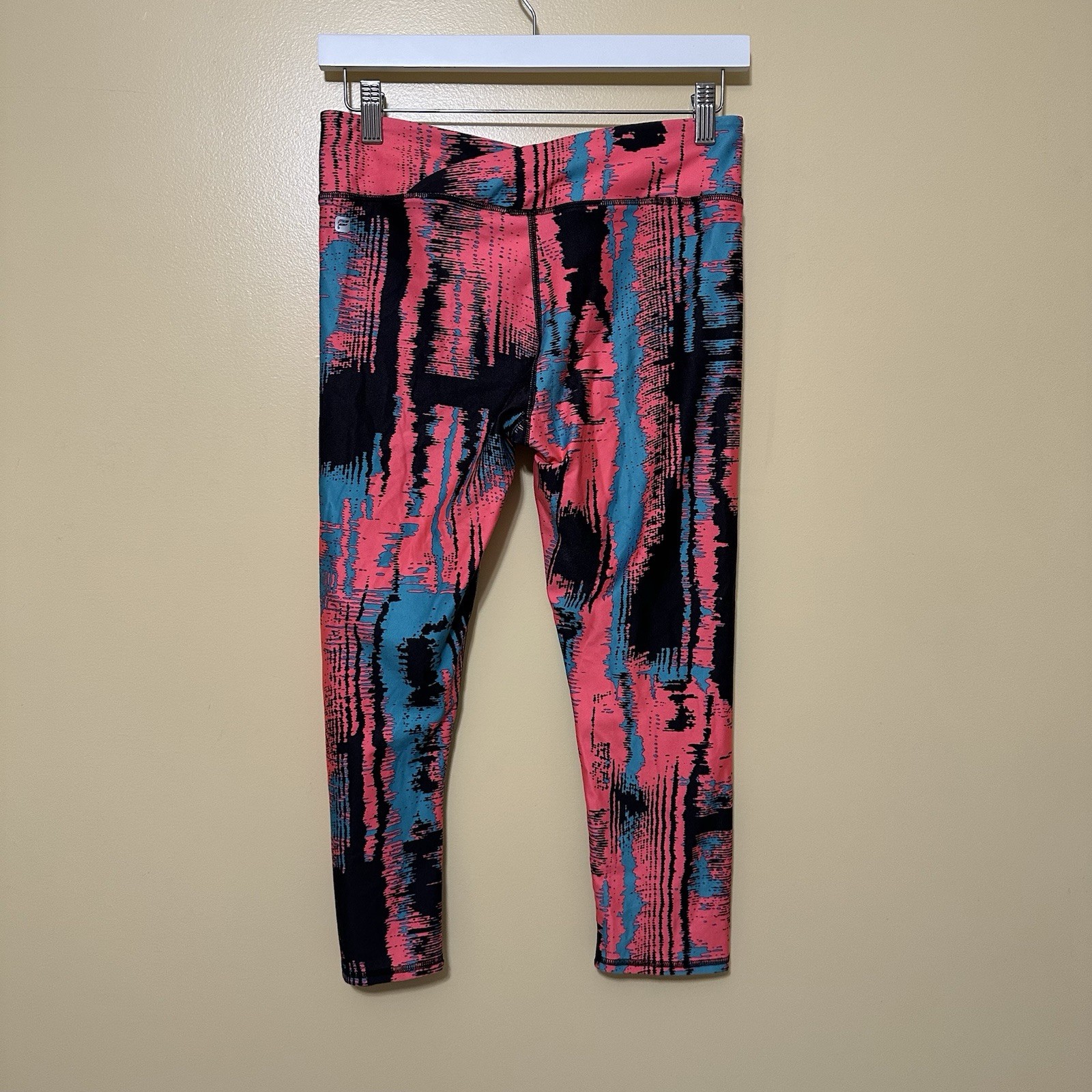 Fabletics Winn Powerhold Crossover Waist Capri Leggings Heat Wave Women S