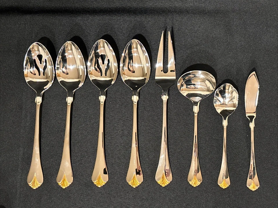 Juego de 48 cubiertos de acero inoxidable Yamazaki Cara servicio de 5 piezas para 8 y 8 piezas para servir Foto 3 de 4