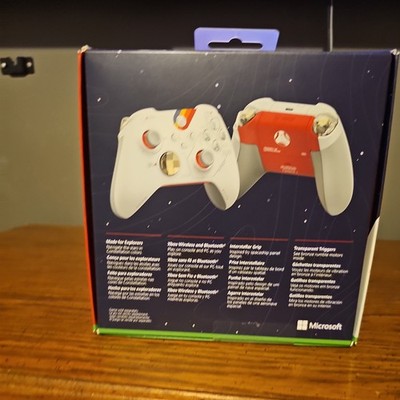 Microsoft Wireless Controller for Xbox One/Series X/S - Starfield