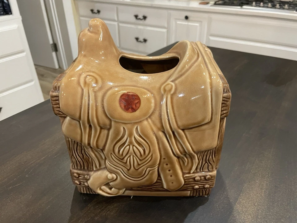 Caja de pañuelos grande cubierta cerámica/porcelana Western Cowboy Horse Country Saddle 100 Foto 2 de 4