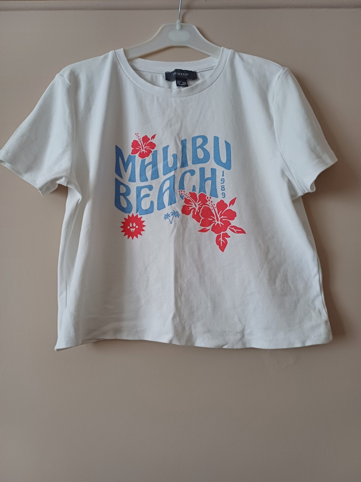 White Short Seeve T Shirt With Malibu Beach  1989 Size L 14/16