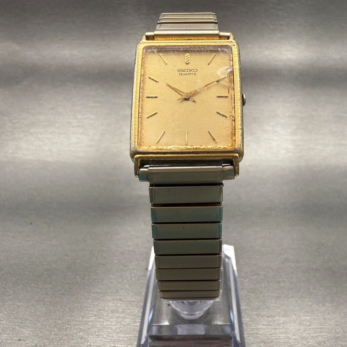 Seiko Watch Men 25mm Champagne Dial Gold Tone Rectangle 5Y30-5A49
