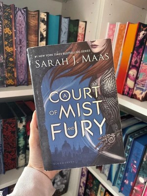 A Court of Mist and Fury Sarah J Maas OOP Paperback ACOTAR Rare Copy