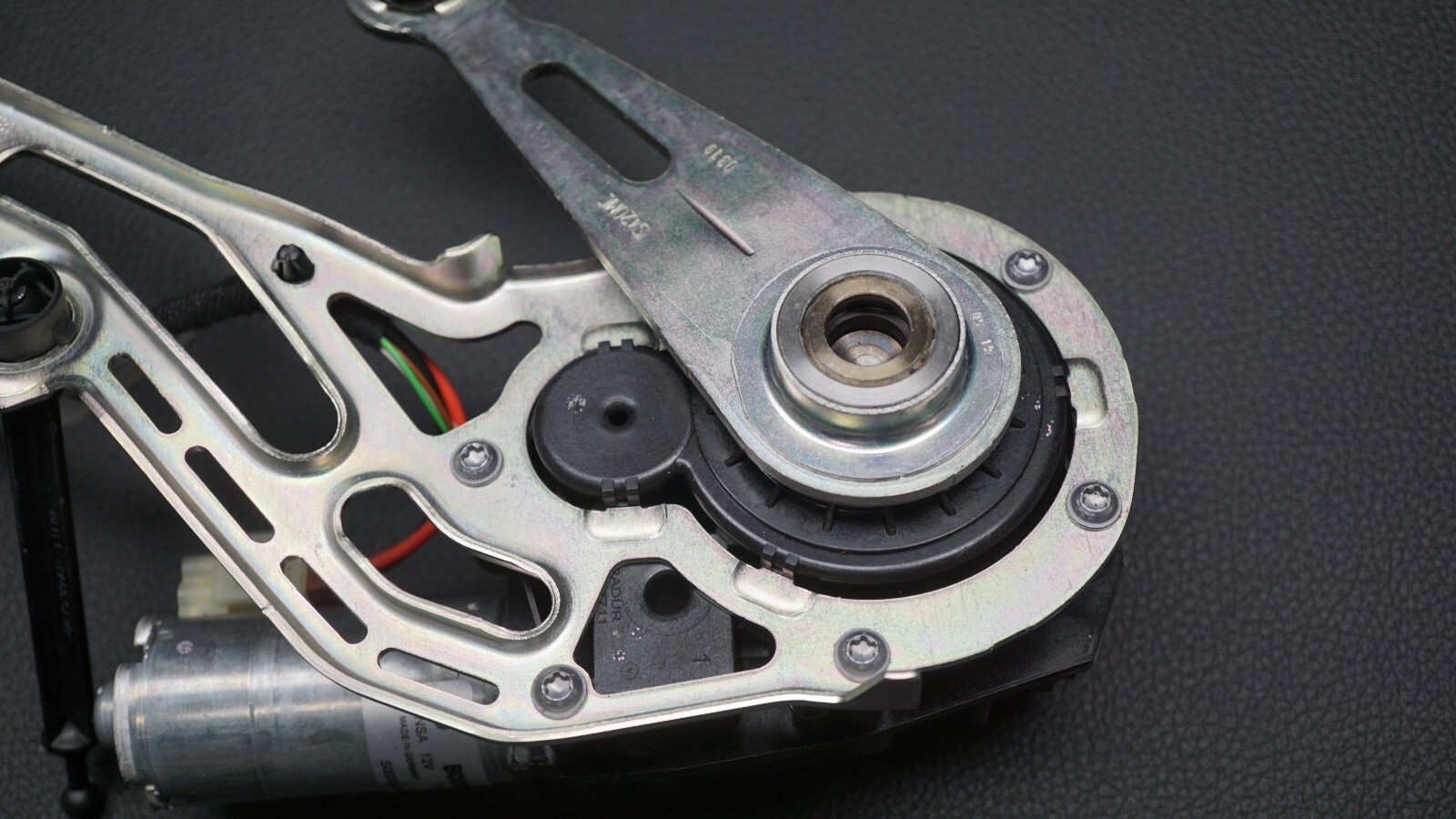 GENUINE MERCEDES BENZ S-CLASS W222 TRUNK LID DRIVE MOTOR ASSEMBLY 