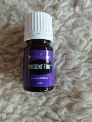 Young Living Essential Oil 5 ml Present Time neu & ovp