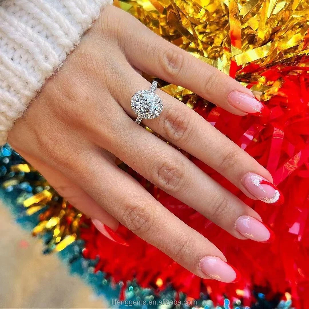 2 carat oval engagement ring with halo online