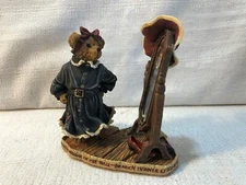 Boyds Bear Bearstone Collection UB Lookingood Mirror Figurine 228528