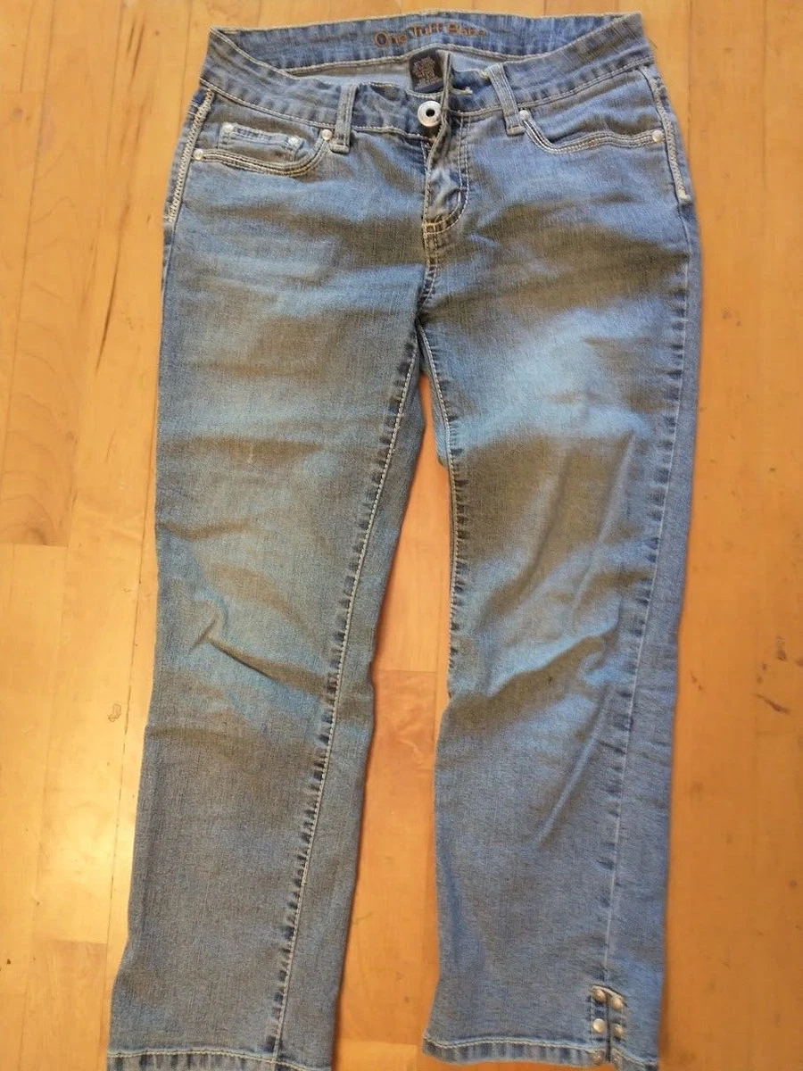 One Tuff Babe Juniors Low Rise Short Jeans Size 3 4
