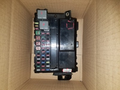 2007 TO 2017 LEXUS LS460 LS 460 ENGINE JUNCTION BLOCK FUSE RELAY BOX OEM