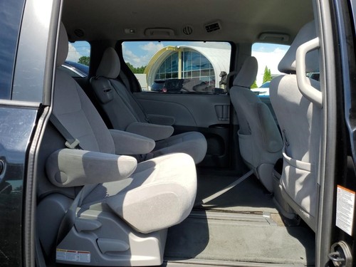 Chassis ECM Under Console Side Fits 15-16 SIENNA 2020889 - Picture 14 of 15