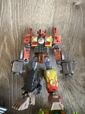 Transformers Legacy Evolution Deluxe Class Crashbar Complete